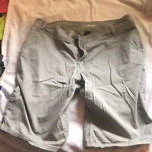 Lane Bryant size 18 woman's shorts grey bermuda